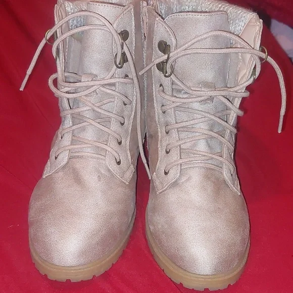 Girls/women boots - Picture 4 of 4